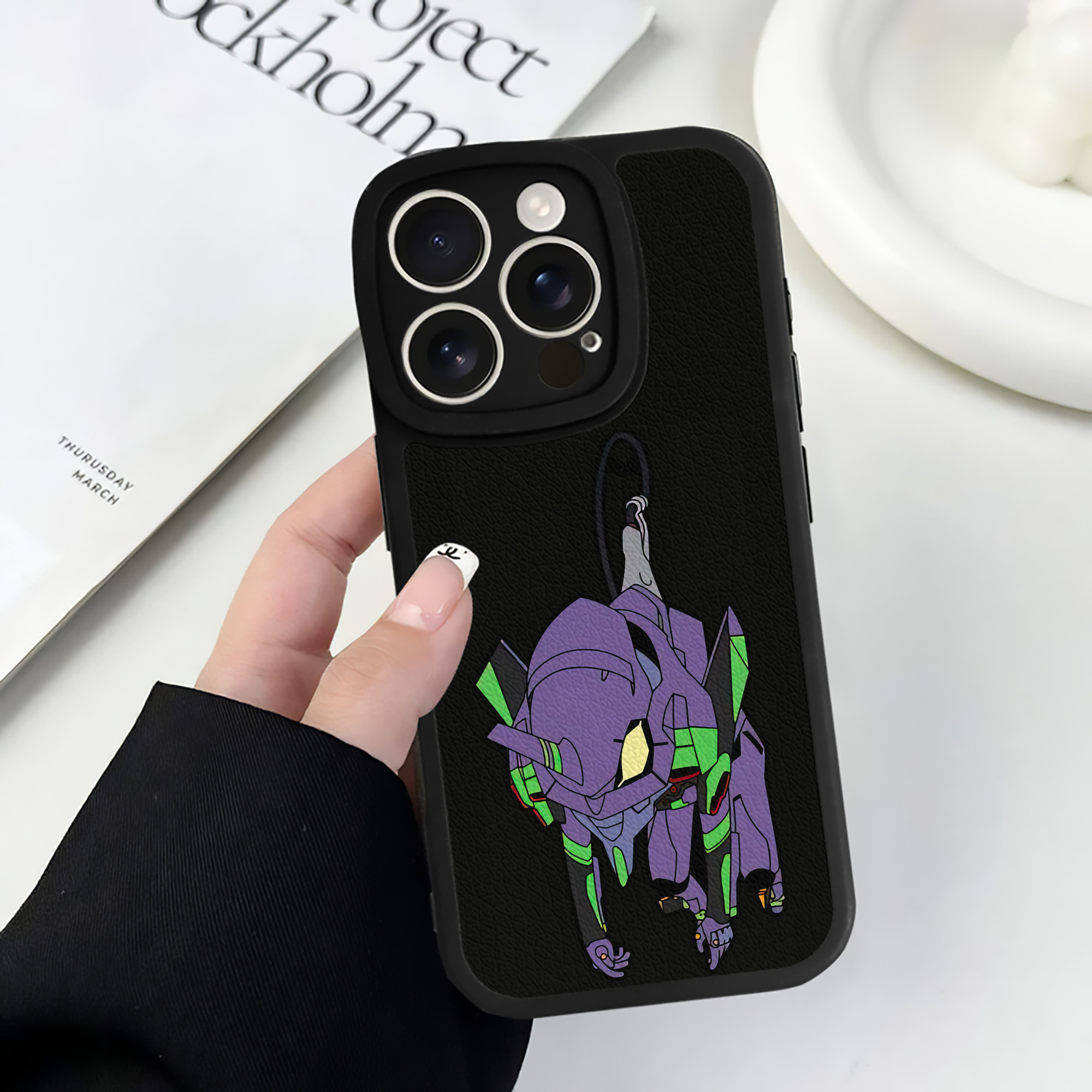 （画像用） EVA 新世紀エヴァンゲリオン 【iPhone 16シリーズ対応】シリコンスマホケース（レザー調） 材質：シリコン